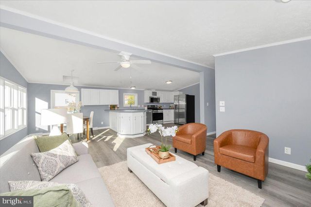 267 TEAL RD, Martinsburg, WV 25405