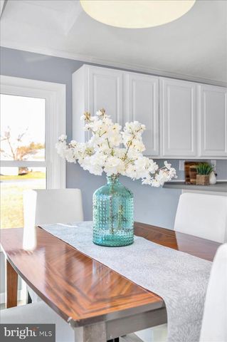 267 TEAL RD, Martinsburg, WV 25405