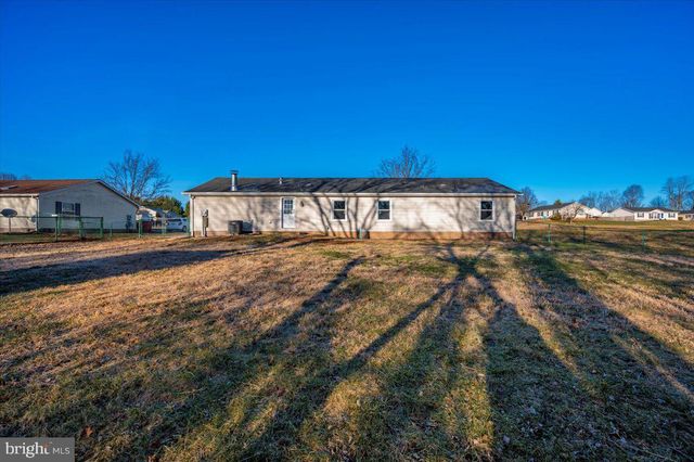 267 TEAL RD, Martinsburg, WV 25405