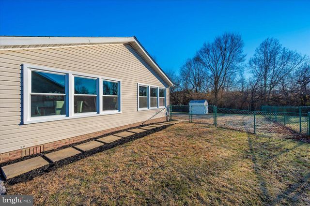 267 TEAL RD, Martinsburg, WV 25405