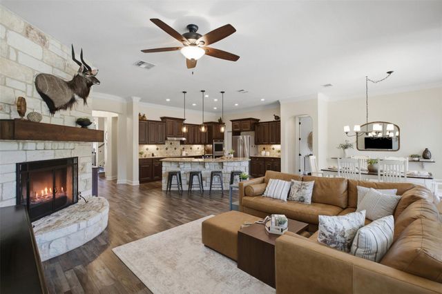 144 Milestone RD, Liberty Hill, TX 78642