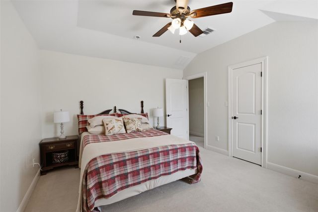 144 Milestone RD, Liberty Hill, TX 78642