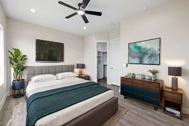 210 Jacaranda DR, Dale, TX 78616