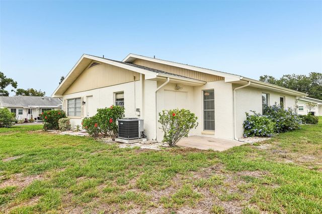 124 GLOUCESTER BOULEVARD 355J, Sun City Center, FL 33573