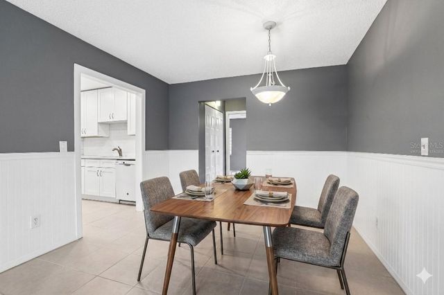 124 GLOUCESTER BOULEVARD 355J, Sun City Center, FL 33573