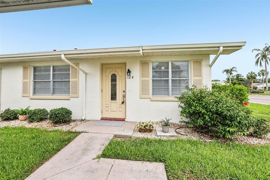 124 GLOUCESTER BOULEVARD 355J, Sun City Center, FL 33573