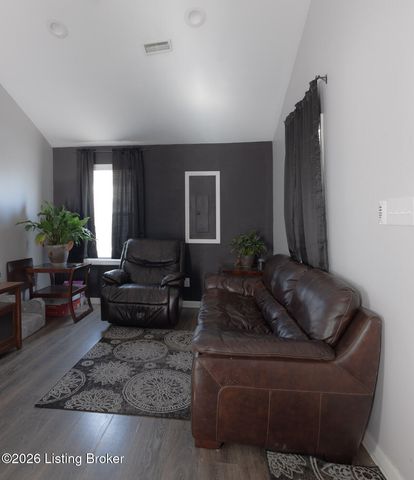 1038 High St, Shelbyville, KY 40065