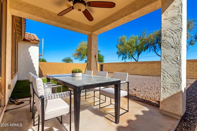 800 W DANISH RED Trail, San Tan Valley, AZ 85143