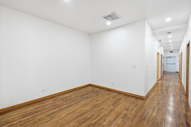 2723 N Clark Street 2ND, Chicago, IL 60614