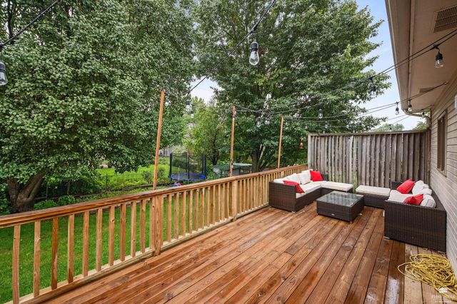 3360 Effingham Drive, Manhattan, KS 66503