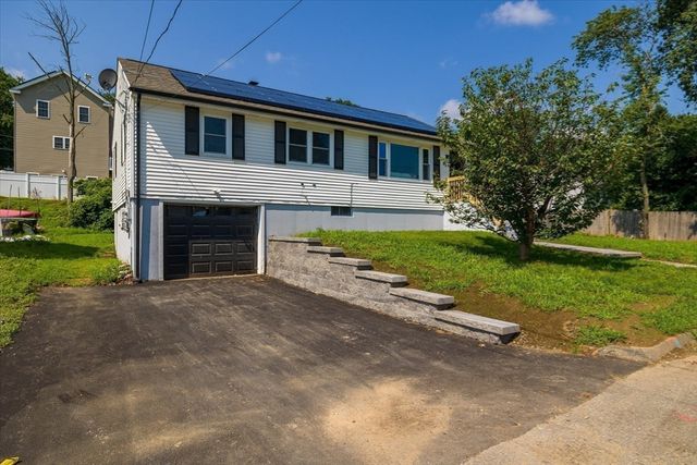 79 Humes Ave, Worcester, MA 01605