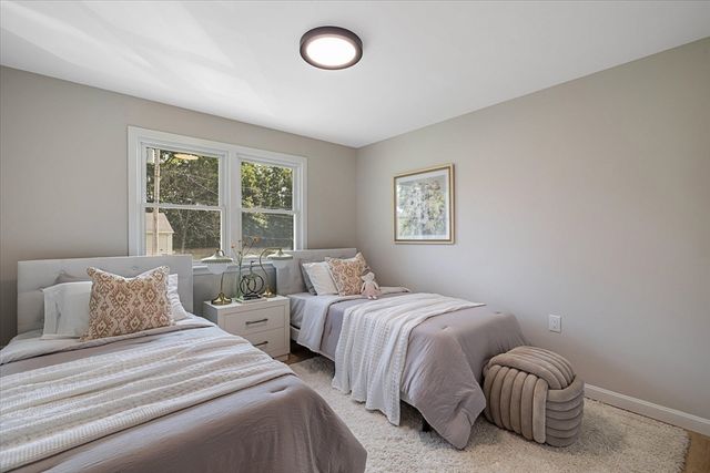 79 Humes Ave, Worcester, MA 01605