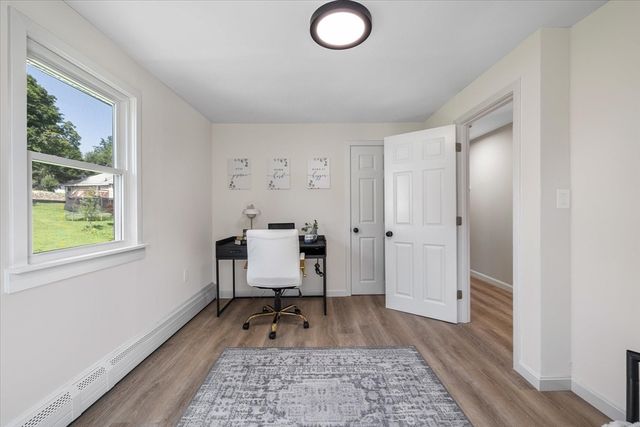 79 Humes Ave, Worcester, MA 01605