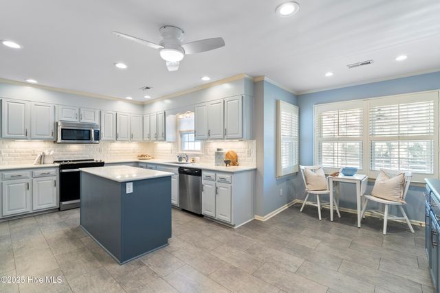 5900 Offshore Court, Wilmington, NC 28409