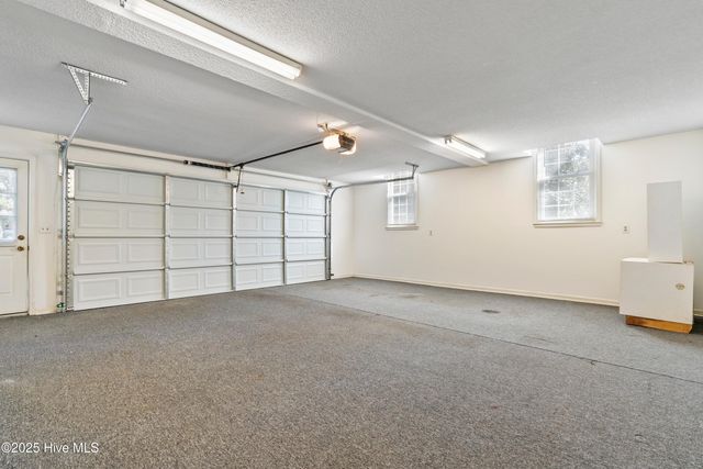 5900 Offshore Court, Wilmington, NC 28409