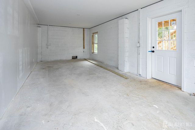 19 John Street, Sayreville, NJ 08872