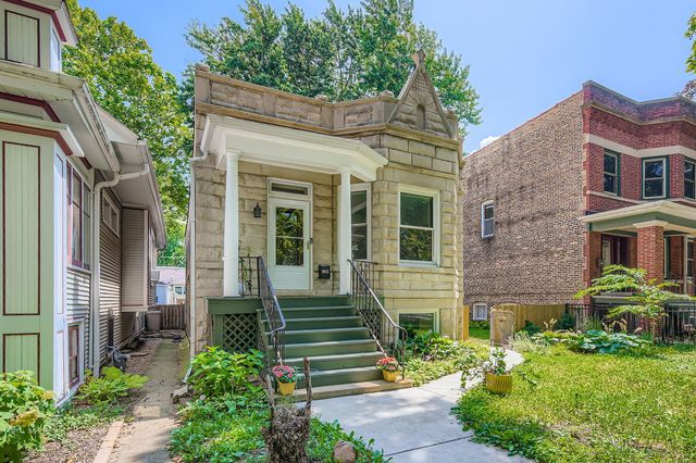 1042 S Scoville Avenue, Oak Park, IL 60304