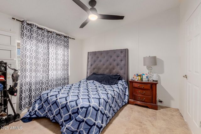 555 W WARNER Road 139, Chandler, AZ 85225