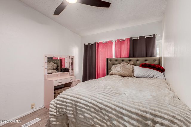 555 W WARNER Road 139, Chandler, AZ 85225