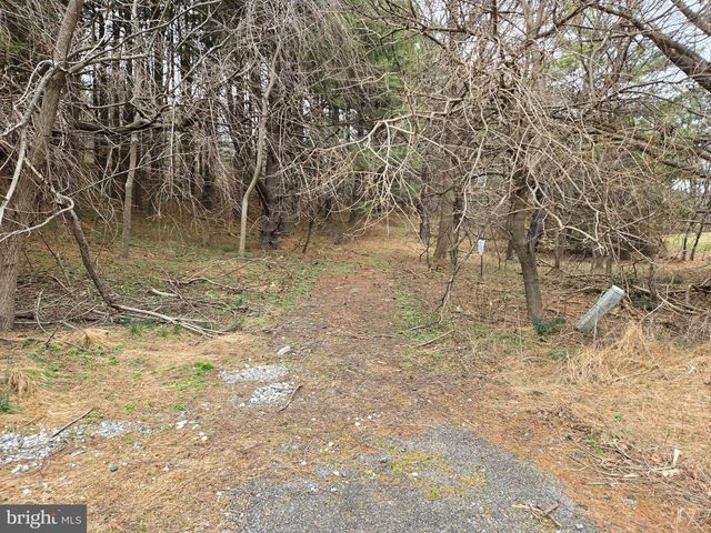 FARMINGTON, Woodbine, MD 21797