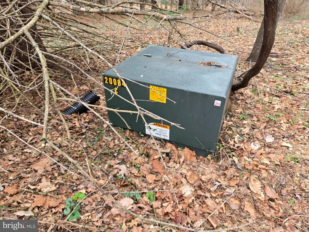 Image 22 of property listing at FARMINGTON, Woodbine, MD 21797