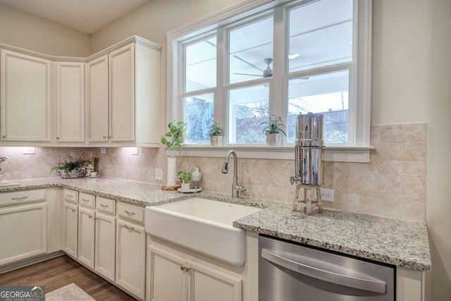 4162 Speyside Place, Acworth, GA 30101