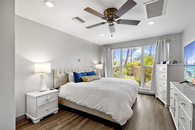 601 LONGBOAT CLUB ROAD 504S, Longboat Key, FL 34228