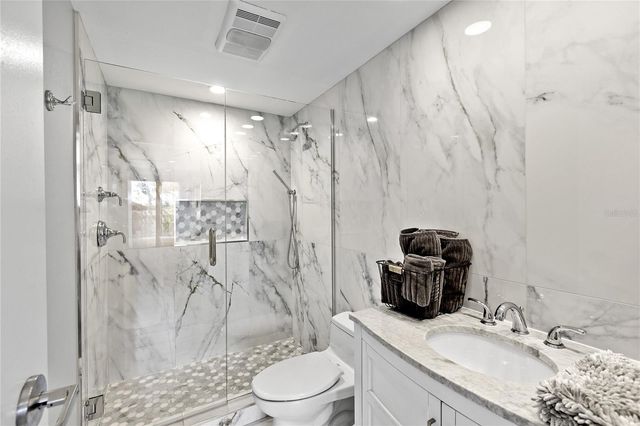 601 LONGBOAT CLUB ROAD 504S, Longboat Key, FL 34228