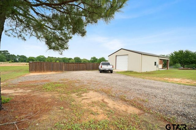 11906 Meadow Creek Dr., Brownsboro, TX 75756
