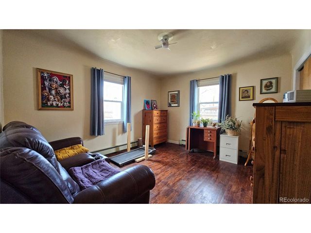 1008 W 7th St, Walsenburg, CO 81089