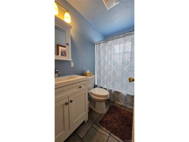 1008 W 7th St, Walsenburg, CO 81089