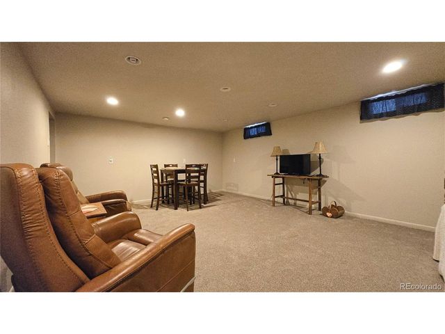 1008 W 7th St, Walsenburg, CO 81089