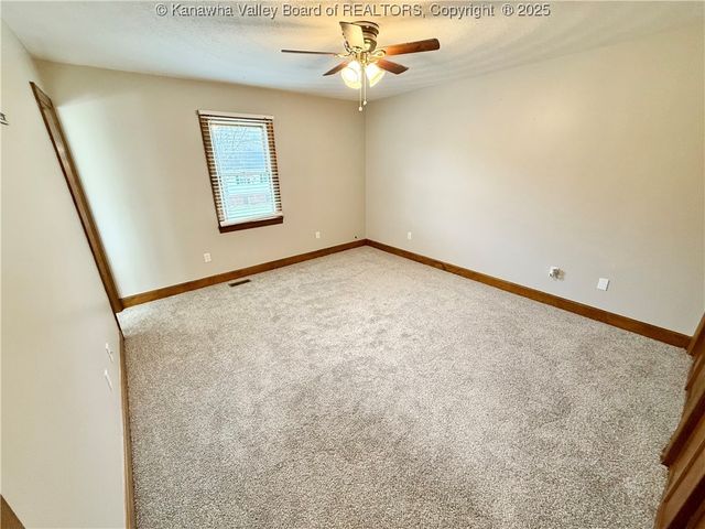 108 Sun Valley, Scott Depot, WV 25560