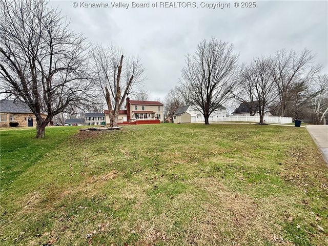 108 Sun Valley, Scott Depot, WV 25560