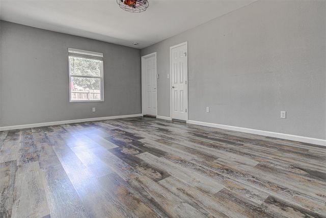 17308 E Darleen DR, Leander, TX 78641