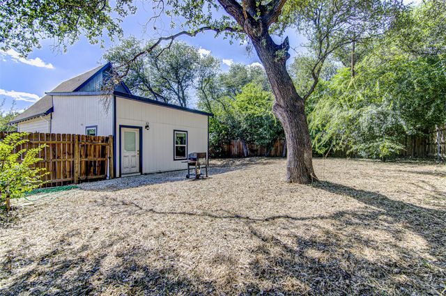 17308 E Darleen DR, Leander, TX 78641