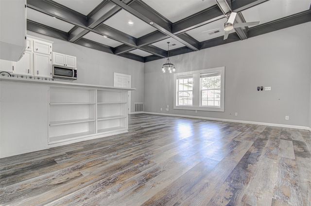 17308 E Darleen DR, Leander, TX 78641