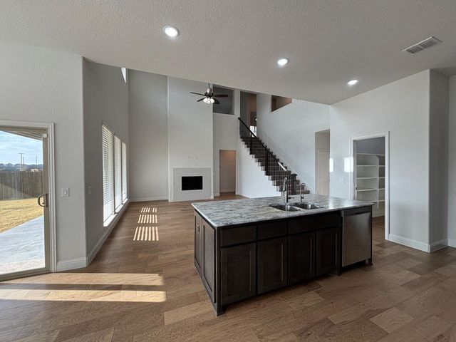 1080 Canuela Way, Justin, TX 76247