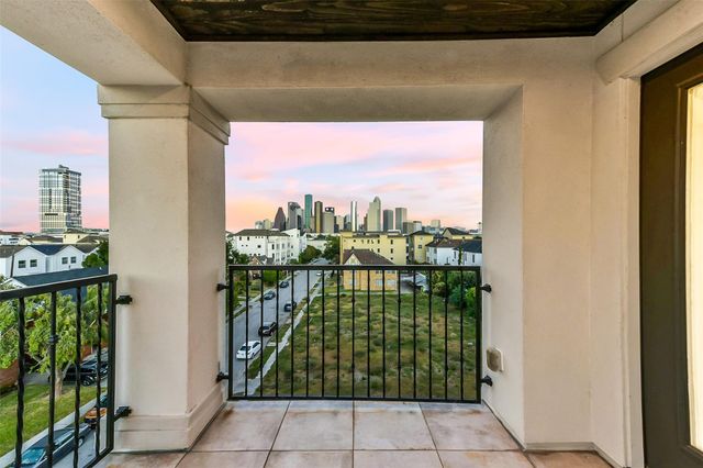 503 W Clay Street, Houston, TX 77019