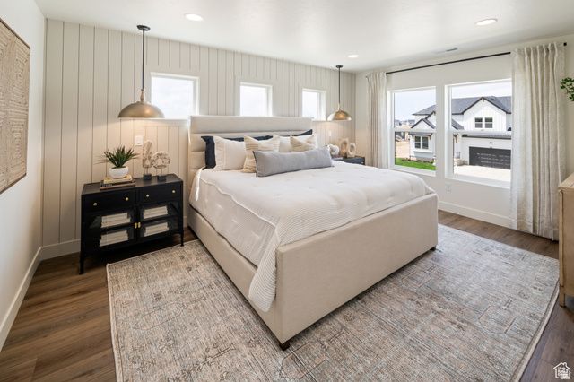 1033 W PARAMOUNT CV, Riverdale, UT 84405