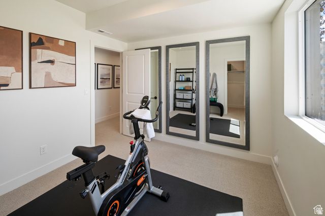 1033 W PARAMOUNT CV, Riverdale, UT 84405