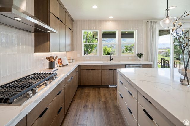 1033 W PARAMOUNT CV, Riverdale, UT 84405