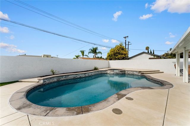 5019 Roosevelt, Chino, CA 91710