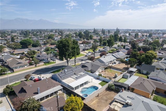 5019 Roosevelt, Chino, CA 91710
