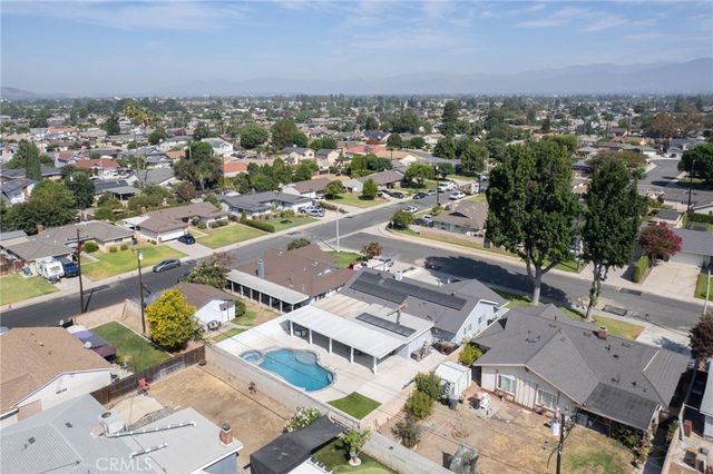 5019 Roosevelt, Chino, CA 91710