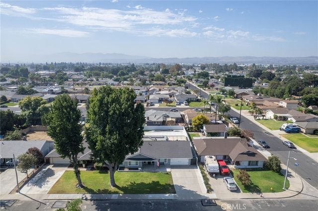 5019 Roosevelt, Chino, CA 91710