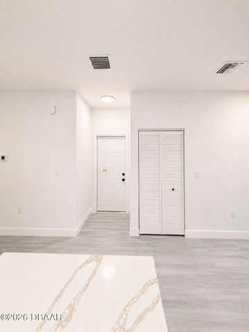 545 N Lincoln Street, Daytona Beach, FL 32114
