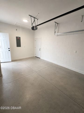 545 N Lincoln Street, Daytona Beach, FL 32114