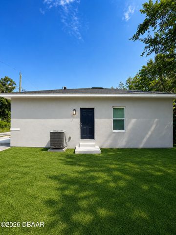 545 N Lincoln Street, Daytona Beach, FL 32114