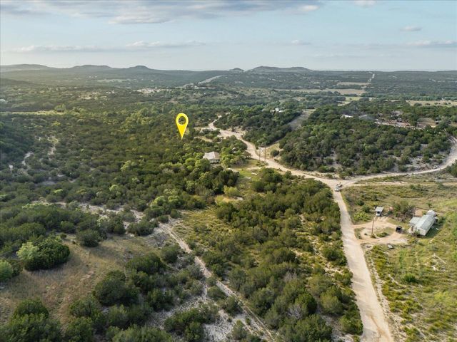 1227 Bonita DR, Blanco, TX 78606